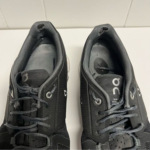 On Running Cloud Men’s Black Shoes Size 11.5 - Picture 2 of 9